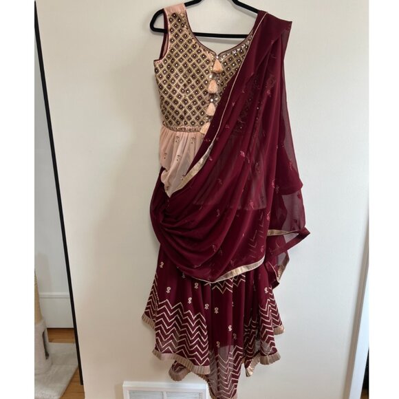 Lehenga choli set | long top | Dupatta - Picture 1 of 5
